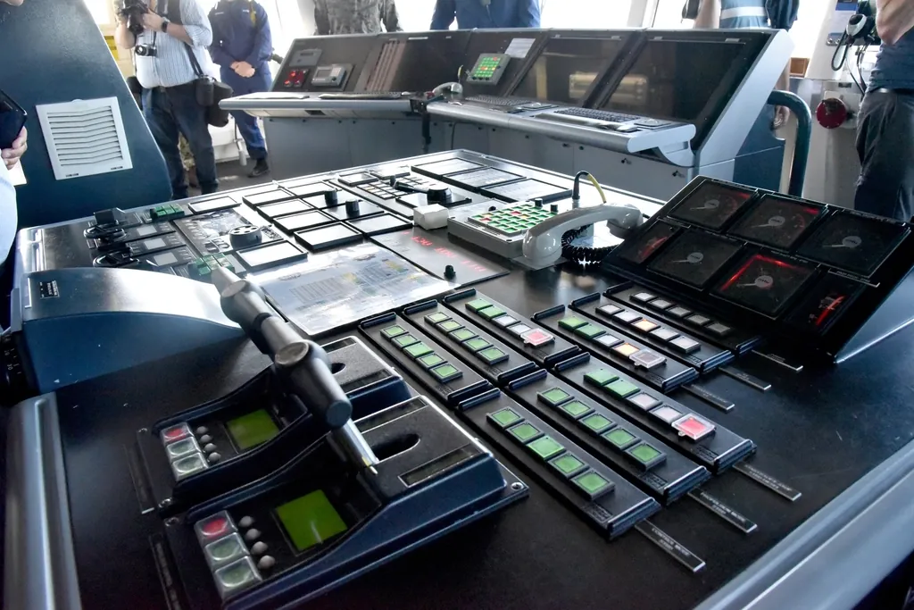 Marine engine control console